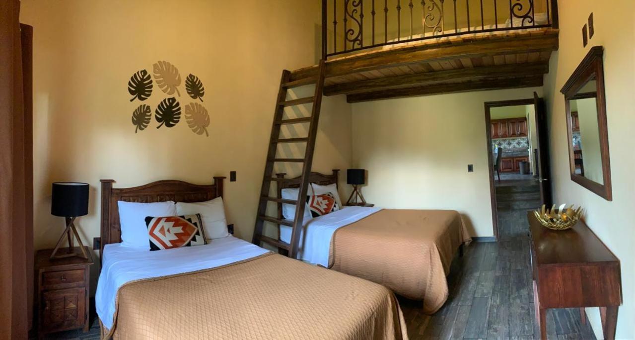 Cabana No.2 Puerta Del Bosque Mazamitla. エクステリア 写真